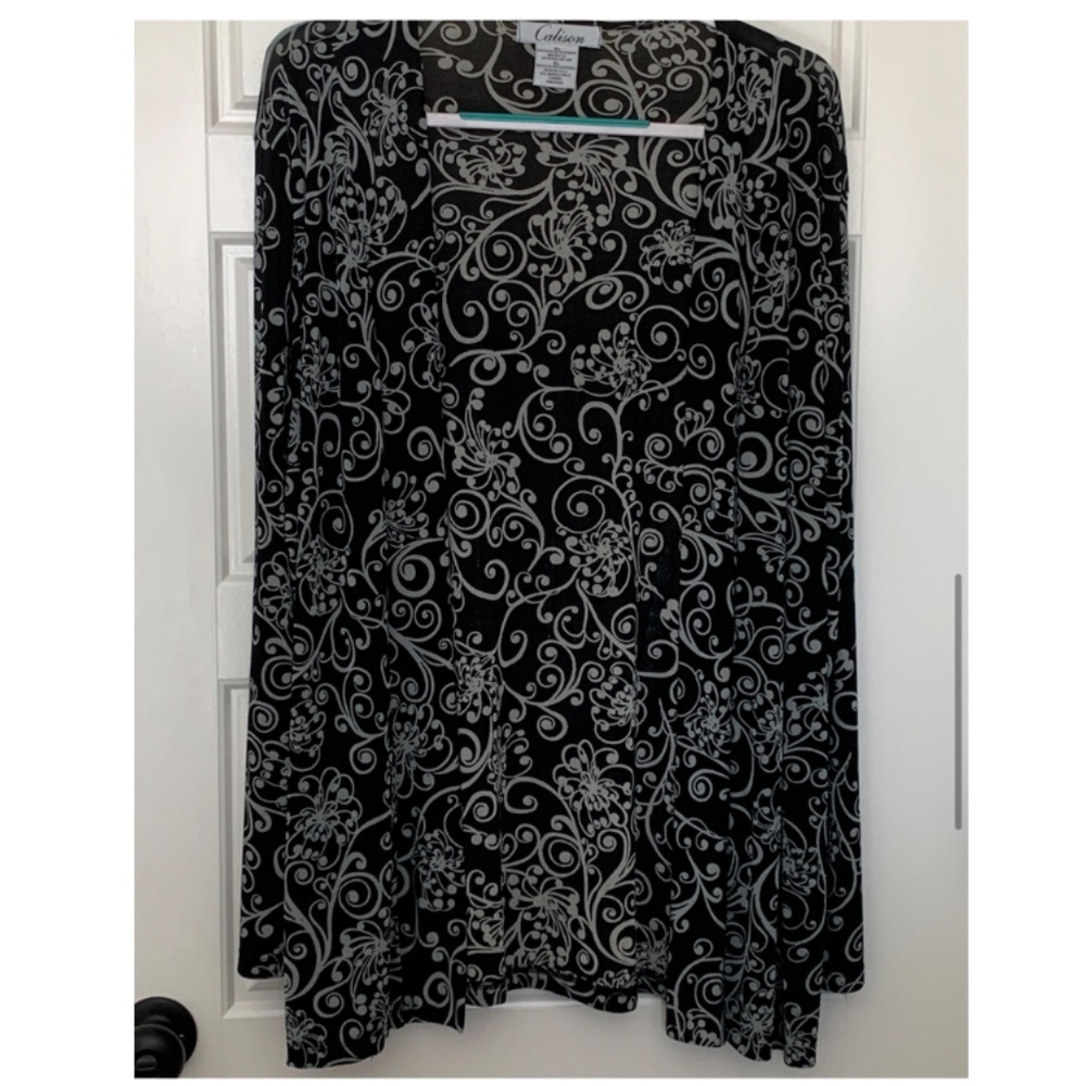 Women’s Black and White Swirls Coverup Duster Cardigan